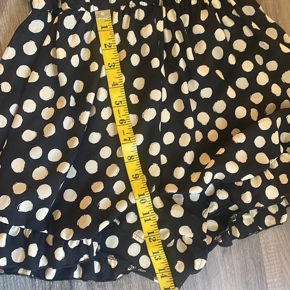 Honey punch, Polka dot, black,white jumper,front cut out,Surplice neck ,Small, - Picture 7 of 12